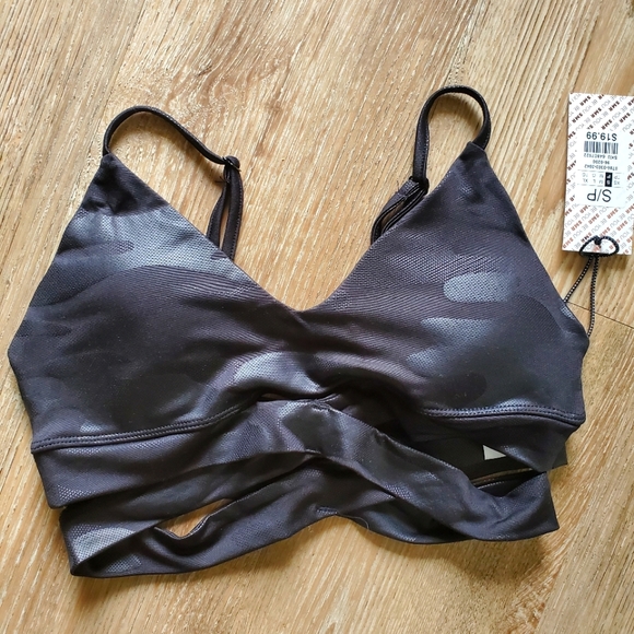 Work Out Top - Picture 1 of 2